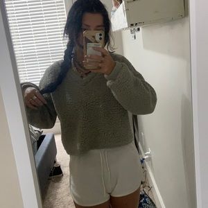 Cropped Fluffy Sweater